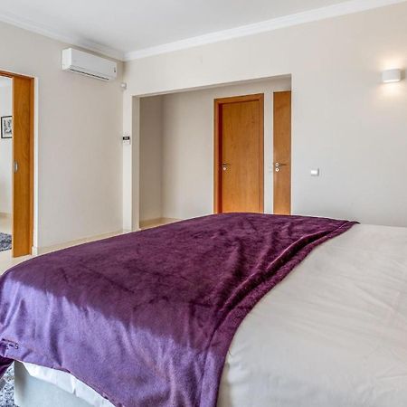 Luxuosa Moradia V5 Em Quarteira - Greice Homes المظهر الخارجي الصورة
