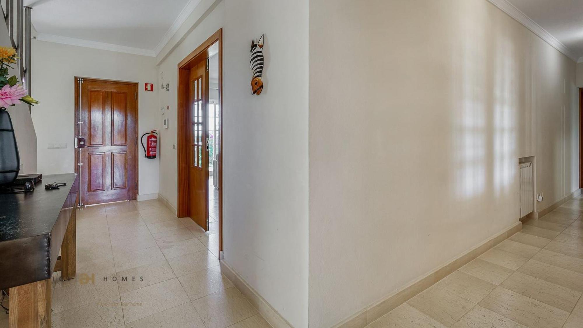 Luxuosa Moradia V5 Em Quarteira - Greice Homes المظهر الخارجي الصورة