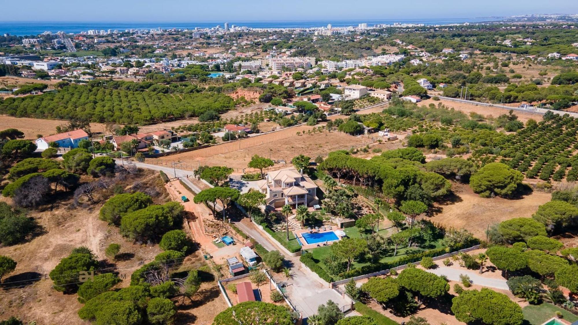 Luxuosa Moradia V5 Em Quarteira - Greice Homes المظهر الخارجي الصورة